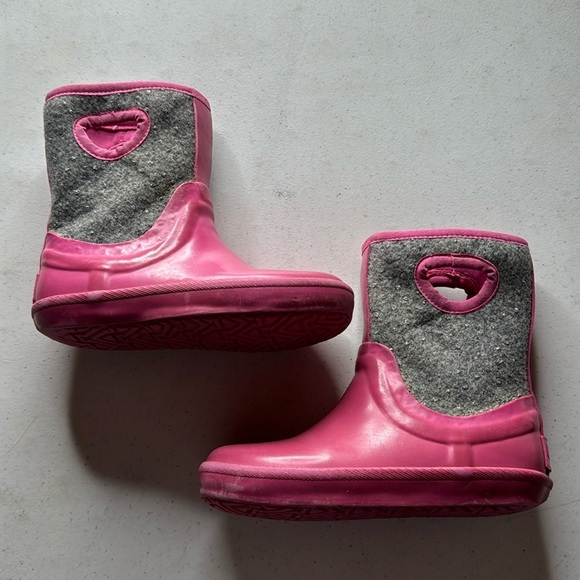 UGG Other - UGG Kex Sparkle Pink Azalea Rain Boot Youth Size 11Y